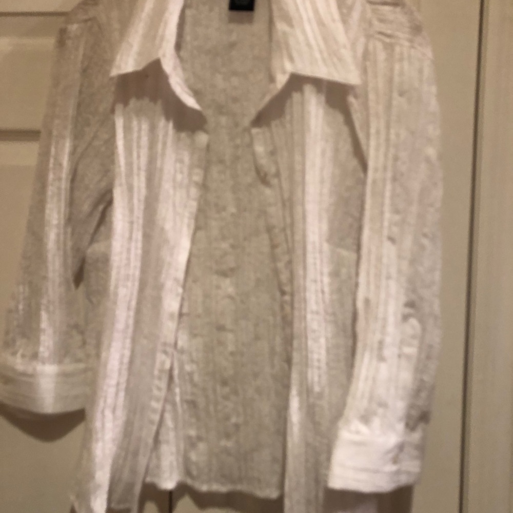 Allison Morgan white button down - Picture 2 of 4